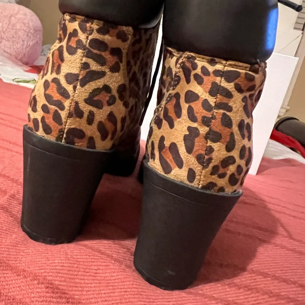Zigi Soho block heel